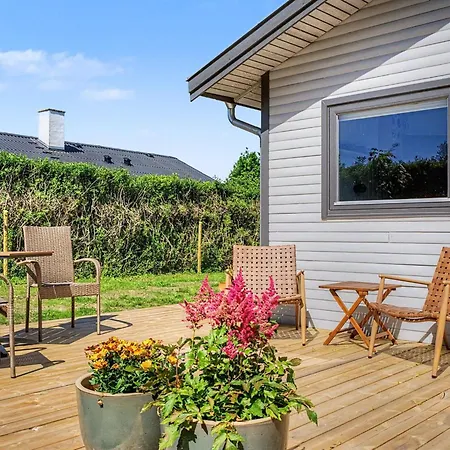Jani - 620m From The Sea By Interhome Semesterbostad